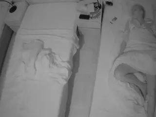 Julmodels Bedroom-D5's Live Sex Cam Show