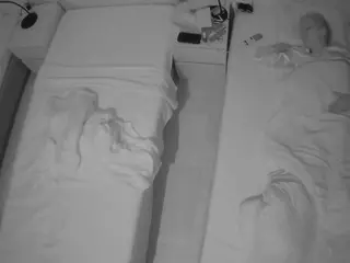 Julmodels Bedroom-D5's Live Sex Cam Show