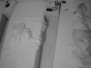 Julmodels Bedroom-D5's Live Sex Cam Show