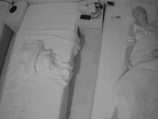Julmodels Bedroom-D5's Live Sex Cam Show