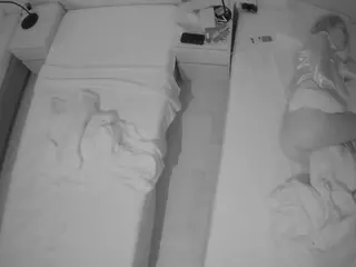 Julmodels Bedroom-D5's Live Sex Cam Show