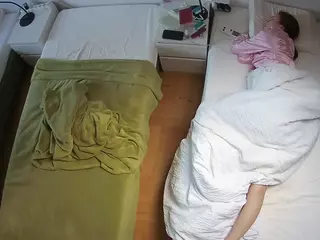 Julmodels Bedroom-D5's Live Sex Cam Show