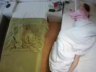 Julmodels Bedroom-D5's Live Sex Cam Show