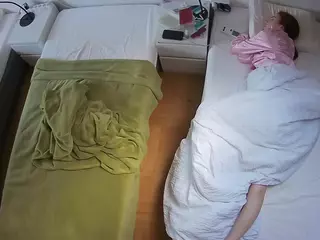 Julmodels Bedroom-D5's Live Sex Cam Show