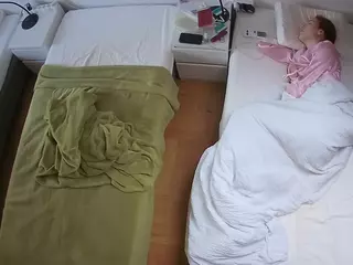 Julmodels Bedroom-D5's Live Sex Cam Show