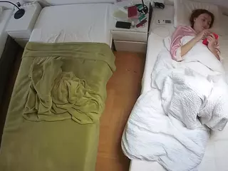 Julmodels Bedroom-D5's Live Sex Cam Show