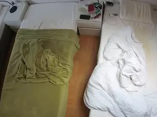 Julmodels Bedroom-D5's Live Sex Cam Show