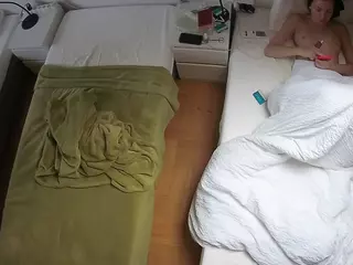 Julmodels Bedroom-D5's Live Sex Cam Show