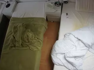 Julmodels Bedroom-D5's Live Sex Cam Show