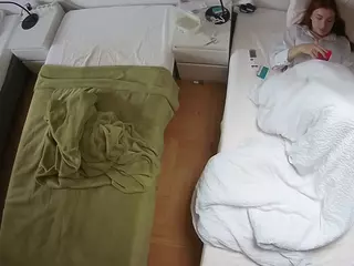 Julmodels Bedroom-D5's Live Sex Cam Show