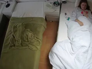 Julmodels Bedroom-D5's Live Sex Cam Show