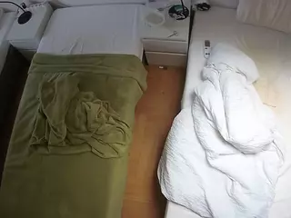 Julmodels Bedroom-D5's Live Sex Cam Show