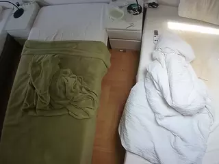 Julmodels Bedroom-D5's Live Sex Cam Show