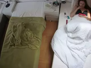 Julmodels Bedroom-D5's Live Sex Cam Show