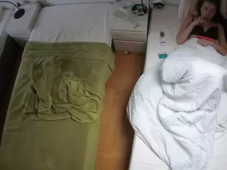 Julmodels Bedroom-D5's Live Sex Cam Show