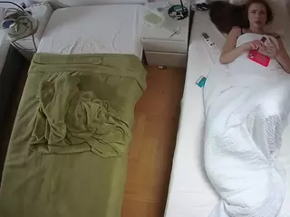 Julmodels Bedroom-D5's Live Sex Cam Show