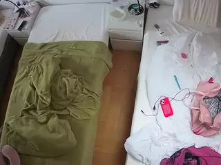 Julmodels Bedroom-D5's Live Sex Cam Show