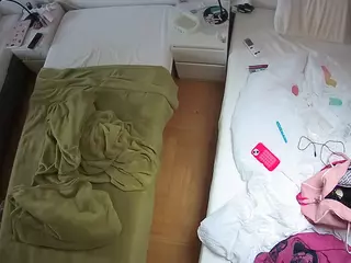 Julmodels Bedroom-D5's Live Sex Cam Show