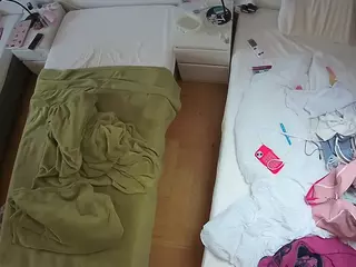 Julmodels Bedroom-D5's Live Sex Cam Show