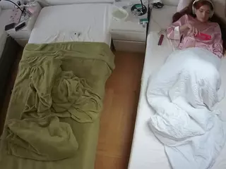 Julmodels Bedroom-D5's Live Sex Cam Show