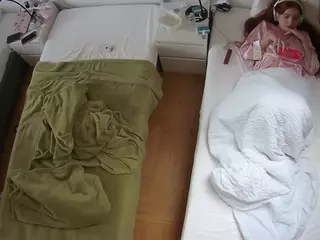 Julmodels Bedroom-D5's Live Sex Cam Show
