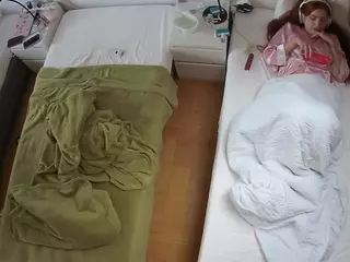 Julmodels Bedroom-D5's Live Sex Cam Show
