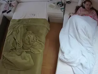 Julmodels Bedroom-D5's Live Sex Cam Show