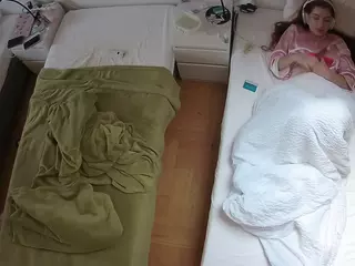 Julmodels Bedroom-D5's Live Sex Cam Show