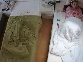 Julmodels Bedroom-D5's Live Sex Cam Show