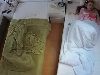 Julmodels Bedroom-D5's Live Sex Cam Show