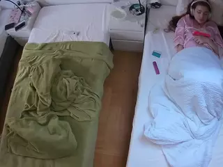 Julmodels Bedroom-D5's Live Sex Cam Show