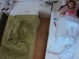 Julmodels Bedroom-D5's Live Sex Cam Show