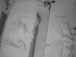 Julmodels Bedroom-D5's Live Sex Cam Show