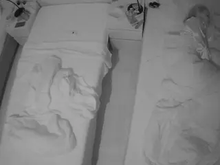Julmodels Bedroom-D5's Live Sex Cam Show