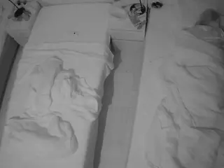 Julmodels Bedroom-D5's Live Sex Cam Show