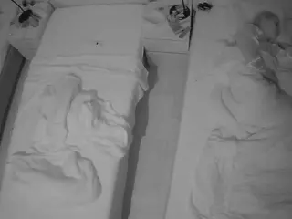 Julmodels Bedroom-D5's Live Sex Cam Show