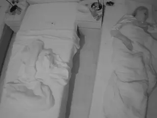 Julmodels Bedroom-D5's Live Sex Cam Show