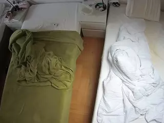 Julmodels Bedroom-D5's Live Sex Cam Show