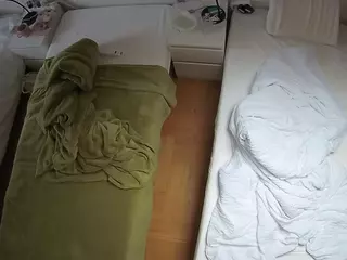 Julmodels Bedroom-D5's Live Sex Cam Show