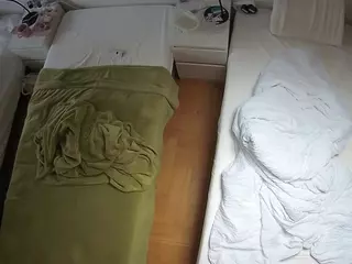 Julmodels Bedroom-D5's Live Sex Cam Show