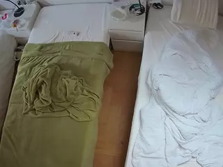 Julmodels Bedroom-D5's Live Sex Cam Show