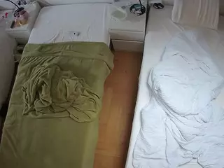 Julmodels Bedroom-D5's Live Sex Cam Show