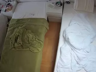 Julmodels Bedroom-D5's Live Sex Cam Show