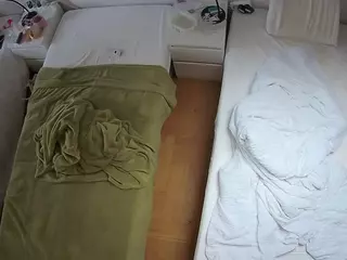 Julmodels Bedroom-D5's Live Sex Cam Show