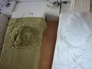Julmodels Bedroom-D5's Live Sex Cam Show