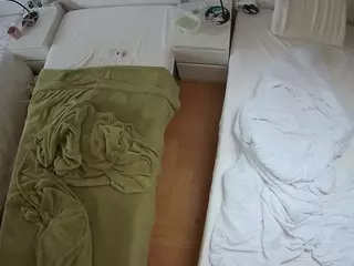 Julmodels Bedroom-D5's Live Sex Cam Show