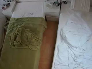 Julmodels Bedroom-D5's Live Sex Cam Show