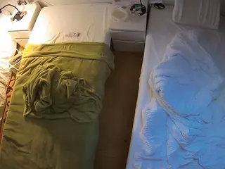 Julmodels Bedroom-D5's Live Sex Cam Show