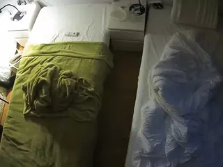 Julmodels Bedroom-D5's Live Sex Cam Show