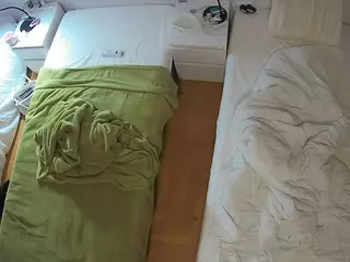 Julmodels Bedroom-D5's Live Sex Cam Show